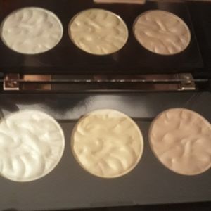 Makeup Revolution Strobe Light Pallette